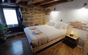 La Casita De Piedra